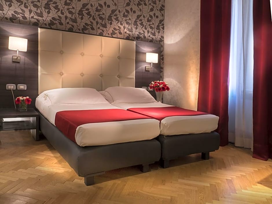Hotel Diana