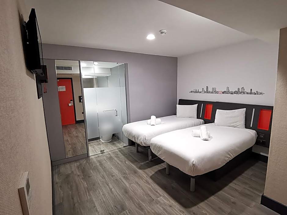Photo 1 of 18 of 2 Beds, Windowless