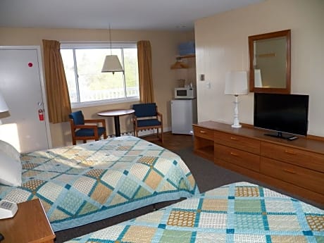 Double Room, 2 Double Beds