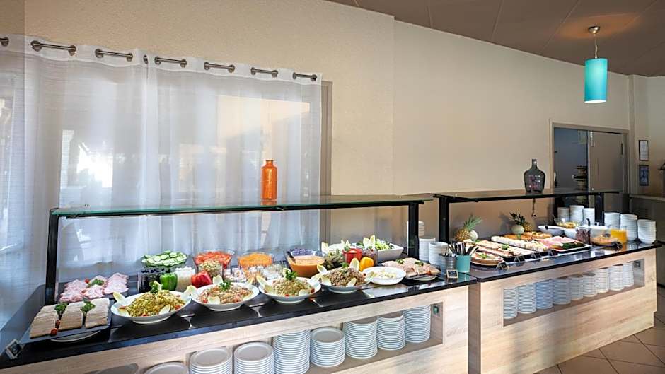 SOWELL Family Les Amandiers