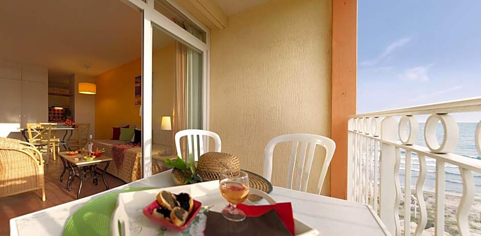 SOWELL Family Grau du Roi