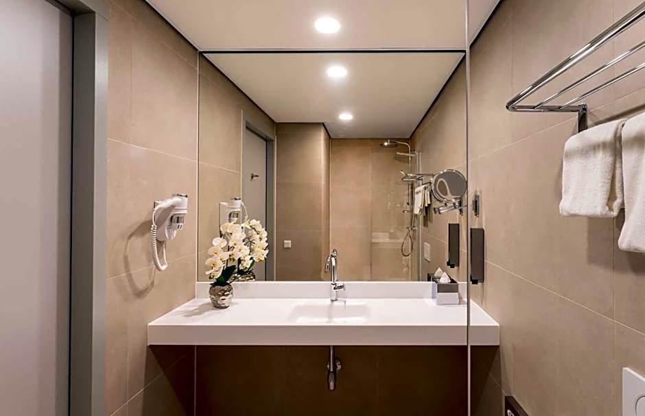 PLAZA Premium Den Haag City Center