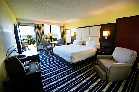 1 King Bed Premium Oceanfront View