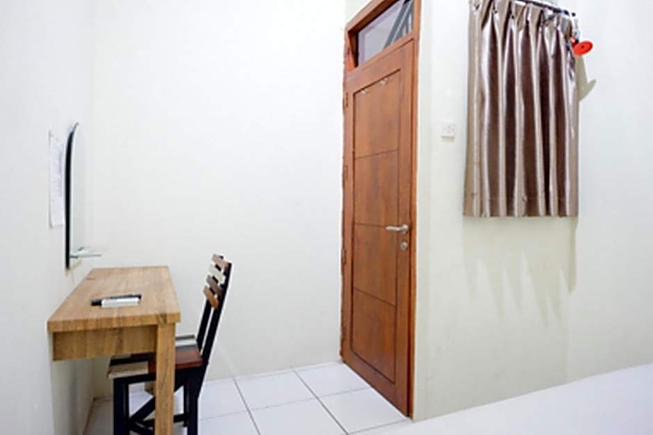 KoolKost at Jl Unta Pandeyan Lamper Semarang - Minimum Stay 30 night