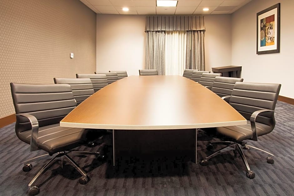 Holiday Inn Express Hotel & Suites Largo-Clearwater By IHG