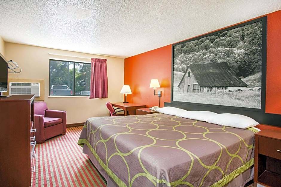 Super 8 by Wyndham Harrisonburg