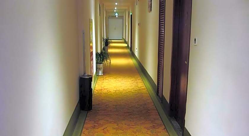 GreenTree Inn Suzhou Shengze Hotel