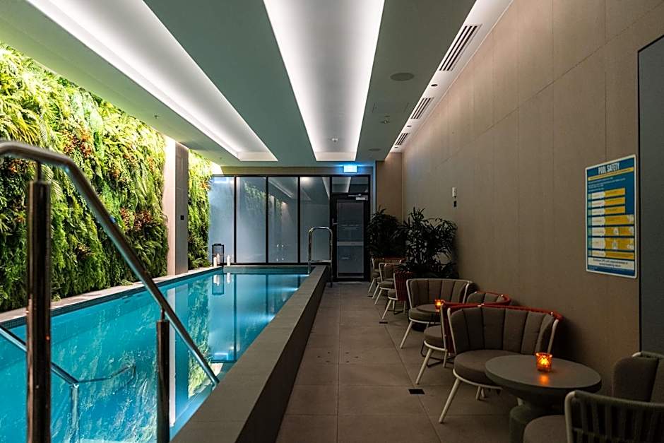 Vibe Hotel Melbourne