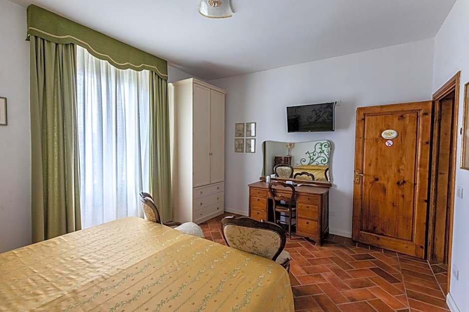 La Locanda di Adele - Il Giardinetto B&B
