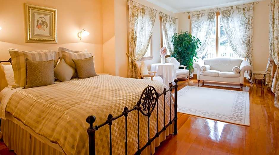 McHardy Lodge