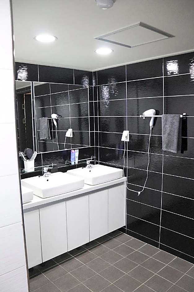 Mozzi Hostel