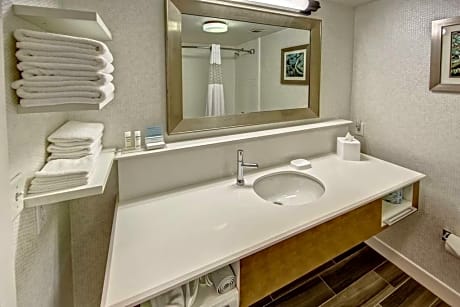 2 Double Beds Nonsmoking