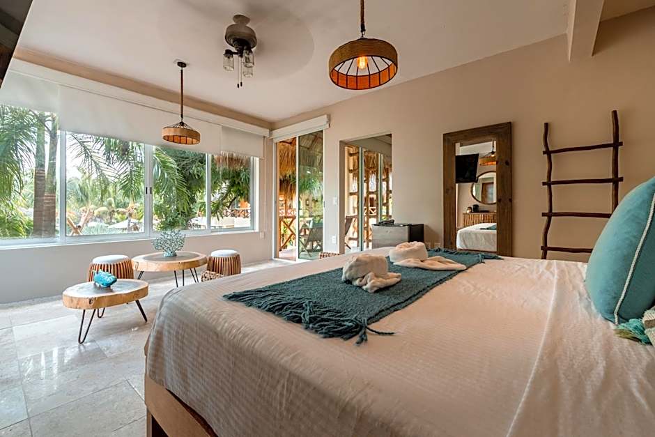 Rojo Manglar Acapulco