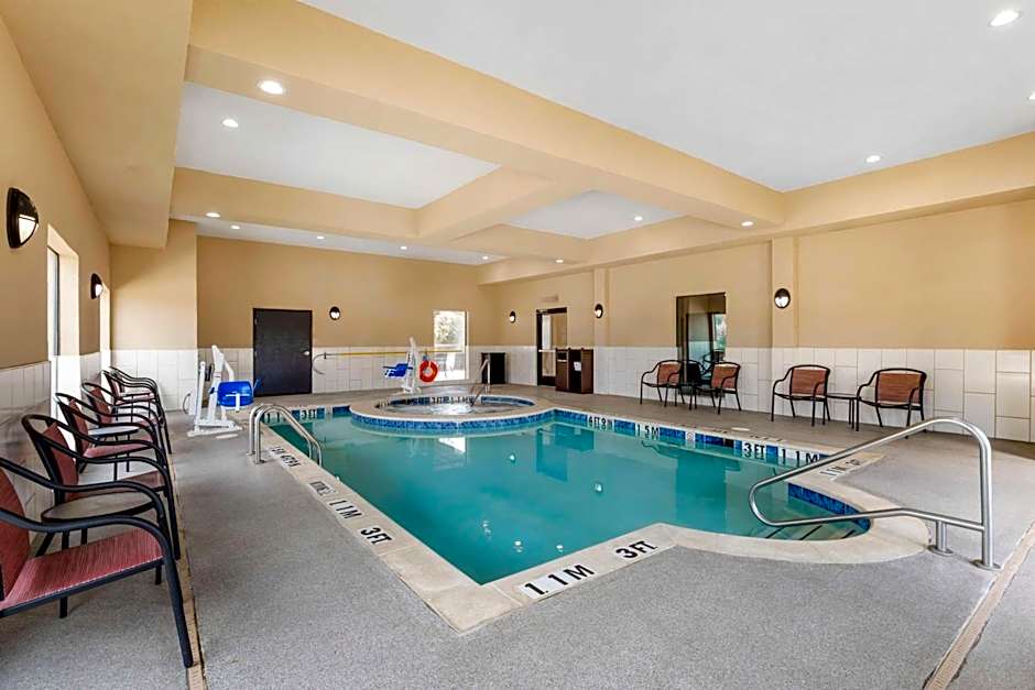 Best Western Plus Burleson Inn & Suites