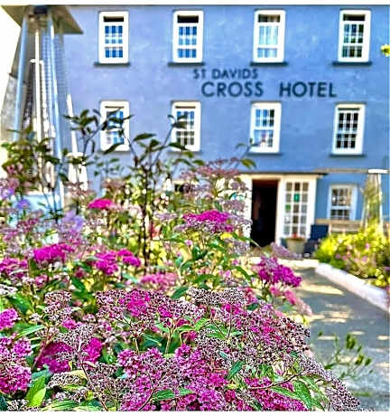 St. Davids Cross Hotel