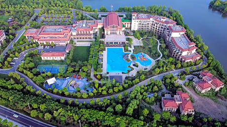 Crowne Plaza Huzhou By IHG