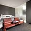 The Melbourne Hotel