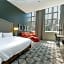 Hampton Inn By Hilton & Suites New Orleans-Convention Center