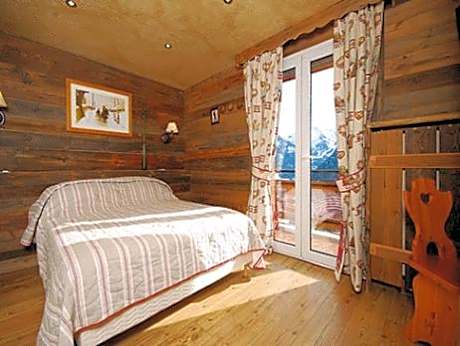 Double Room with Mountain View