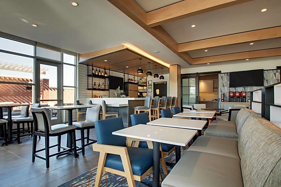 Hyatt House Oak Brook