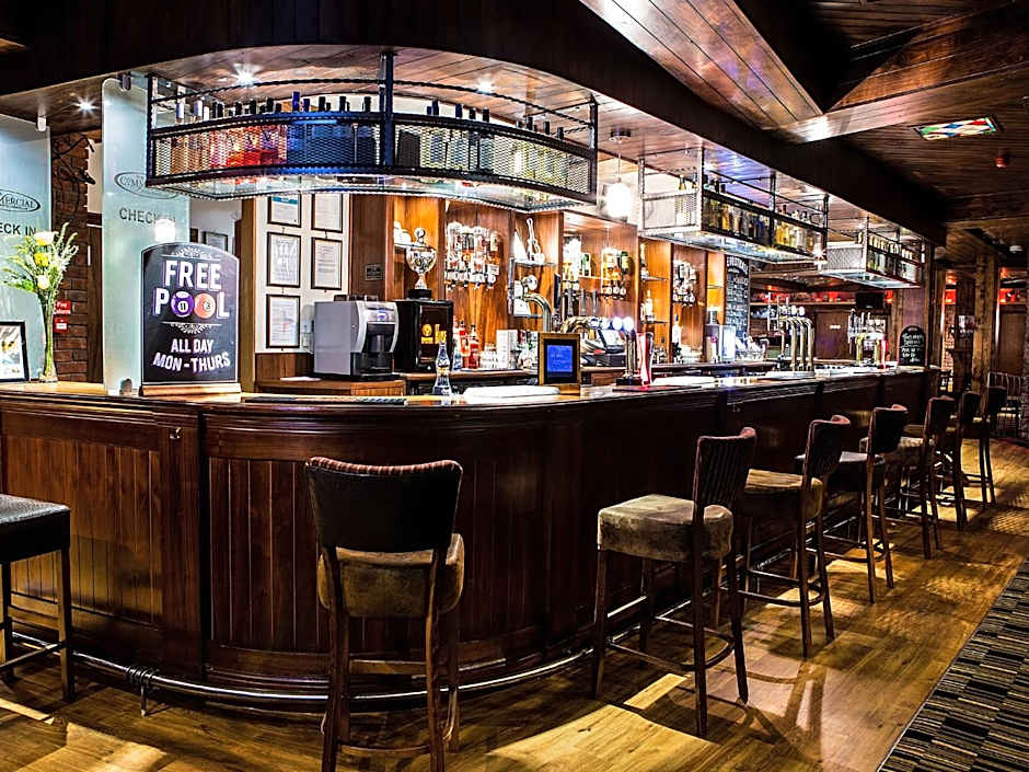 The Commercial Hotel