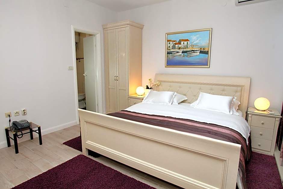 Hotel Bellevue Trogir