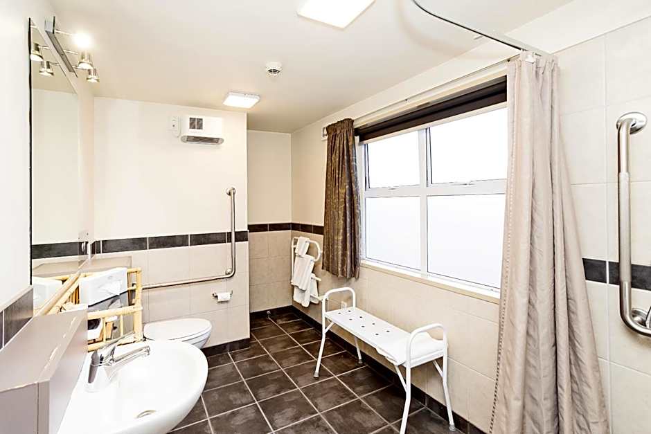 Balmoral Lodge Motel