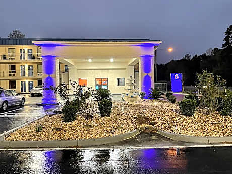 Motel 6-Pooler, GA - Savannah Airport