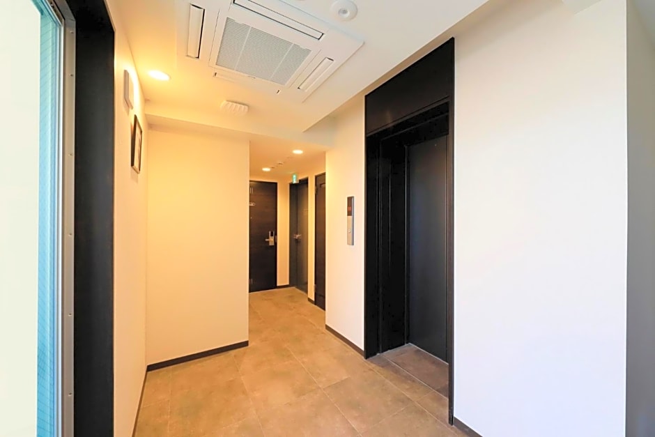 Artsy Inn Higashinihonbashi