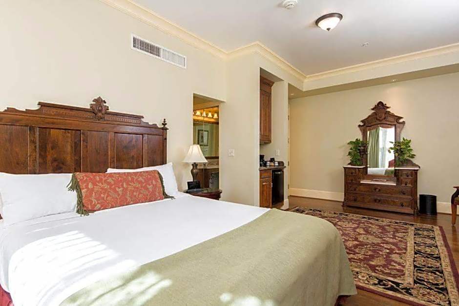 Diamond Hotel