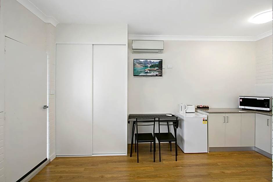 Australian Community Villages