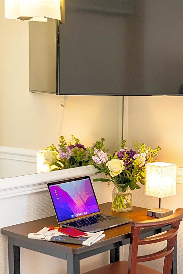 Hotel Claude Bernard Saint-Germain