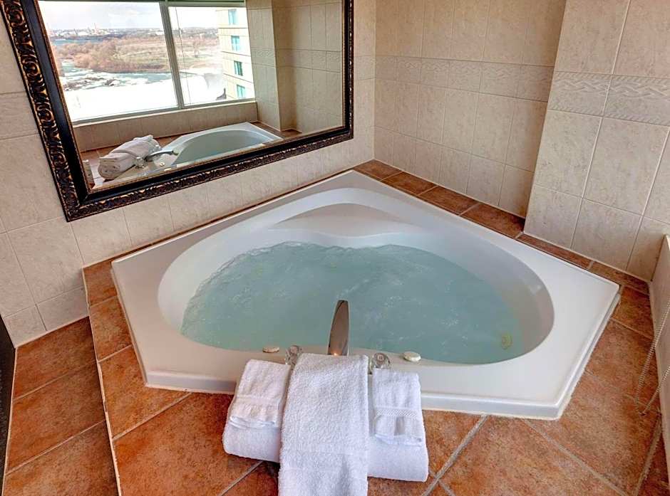 Niagara Fallsview Hotel & Suites By IHG