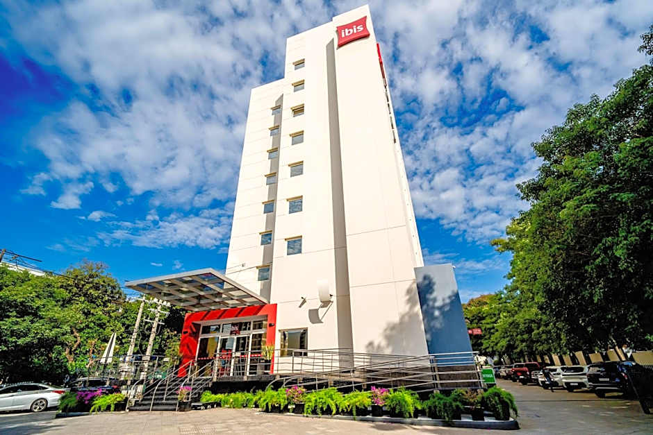 ibis Asuncion