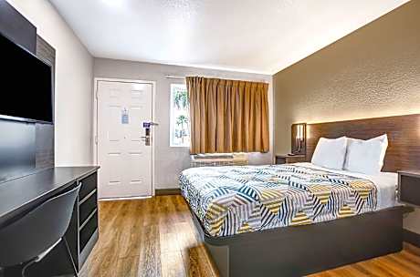 1 Full Bed | ADA/RI Shower