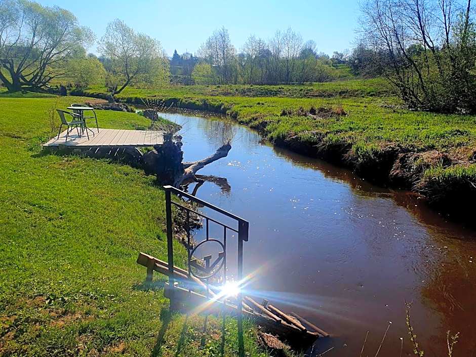 Gluosnių vila - Adutiškio pirtis