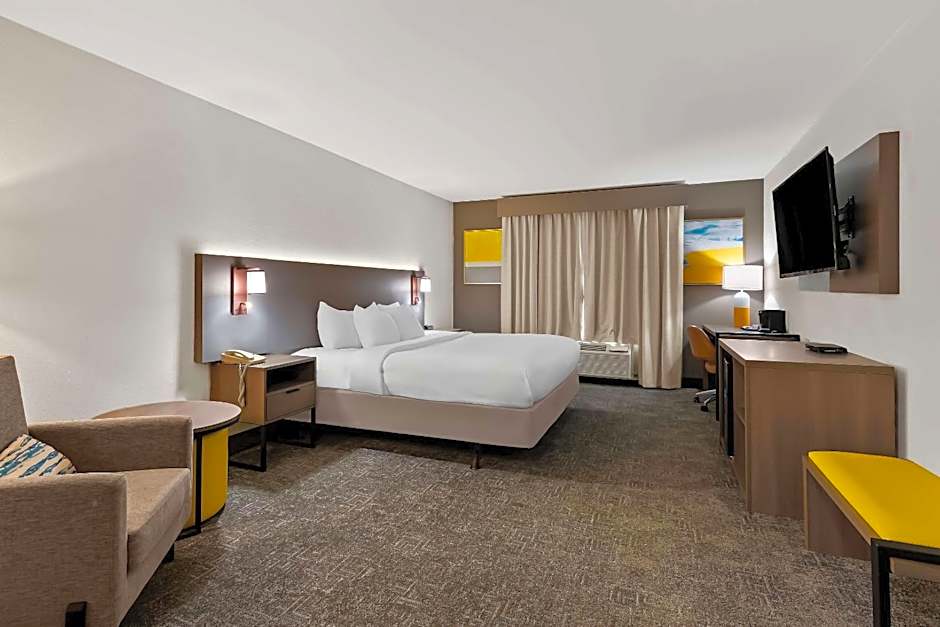 Comfort Inn & Suites