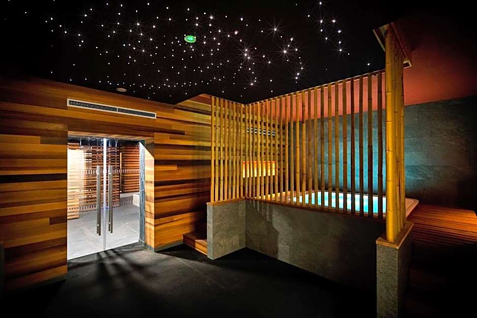 PRIVILEGED LESNÁ - with Garden Terrace