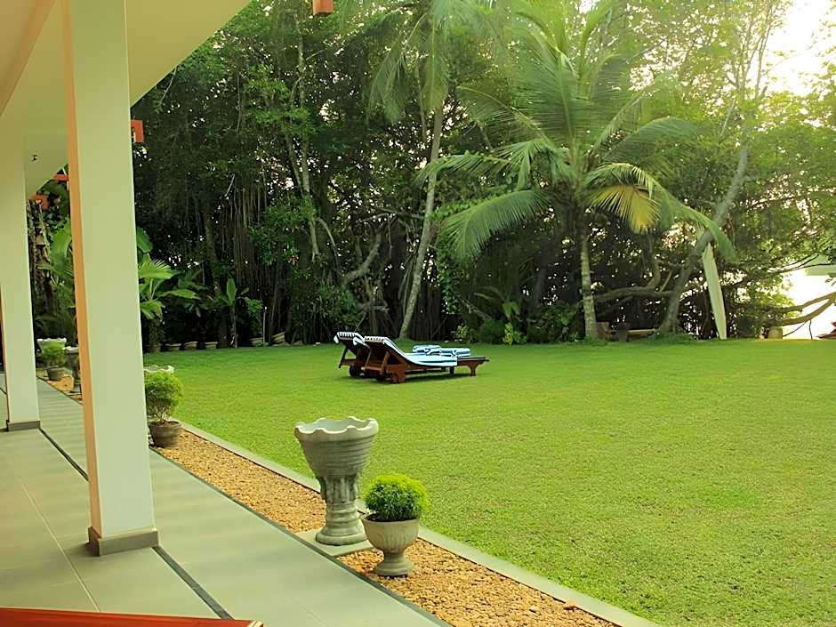 Lagoon Bentota Hotel