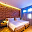 Tien Terrace Macalister