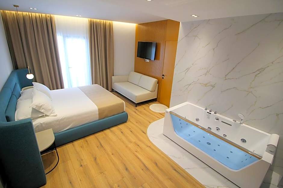 Hotel Strora