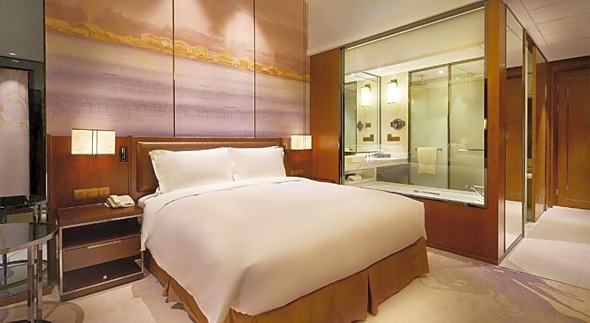 DoubleTree by Hilton Ningbo Beilun China