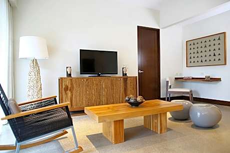 Mangle, Presidential Suite, 1 King, Sofa bed, Ocean view, Corner room, Ground floor, Balcony