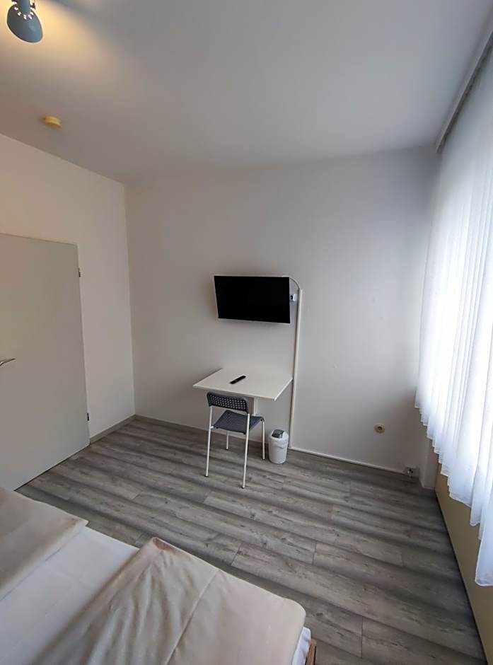 Gästehaus am Bahnhof, Self-Check-In