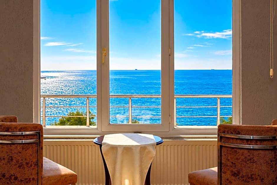 Grand Koru Hotel Beach