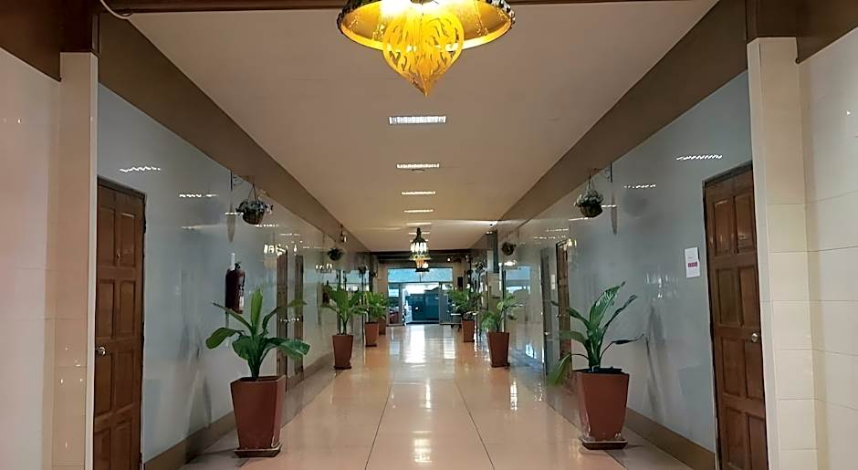 Suriwong Chumphon Hotel