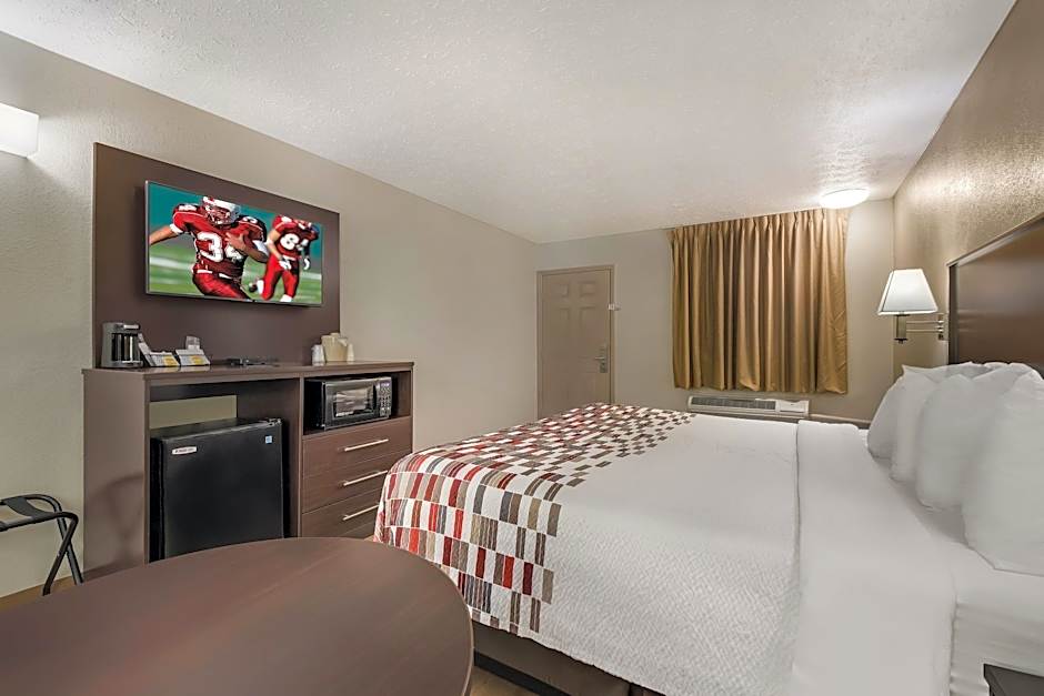 Red Roof Inn Crossville