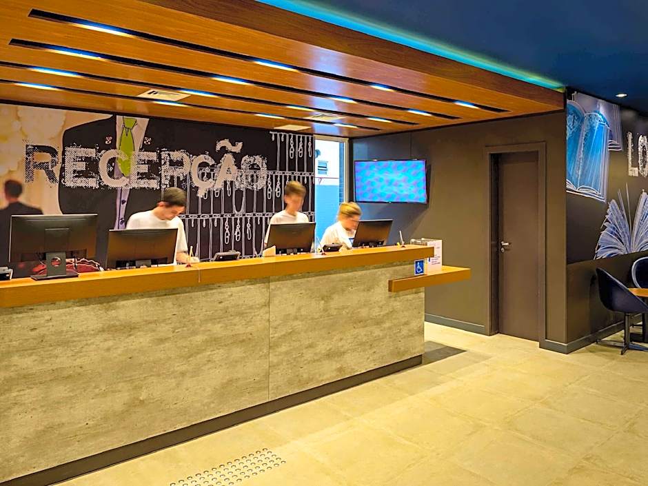 Ibis Budget Santos Gonzaga