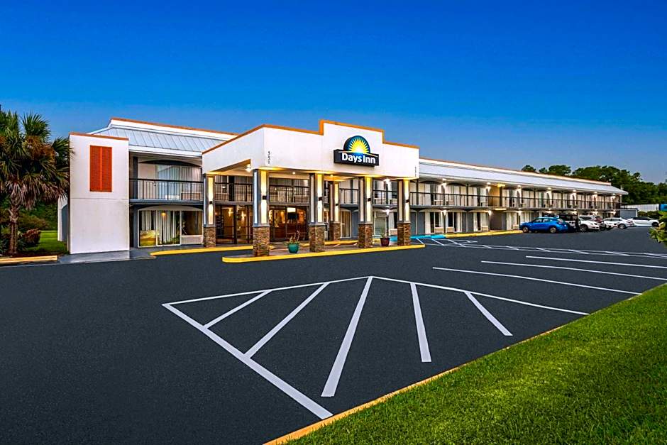 Days Inn by Wyndham Wildwood I-75