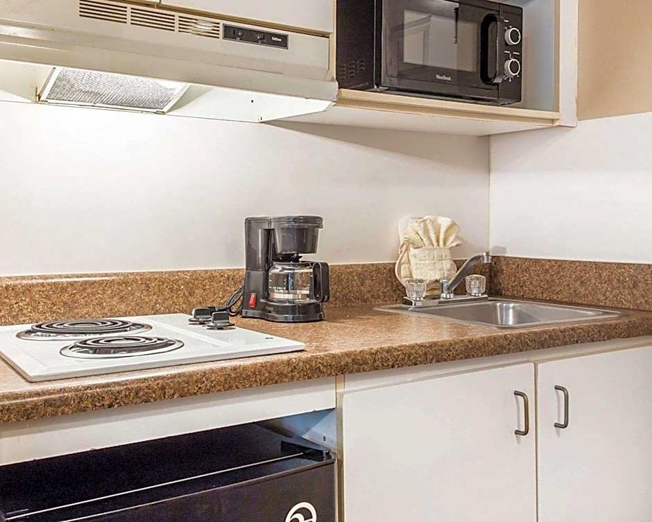 Suburban Studios Kennesaw-Marietta North